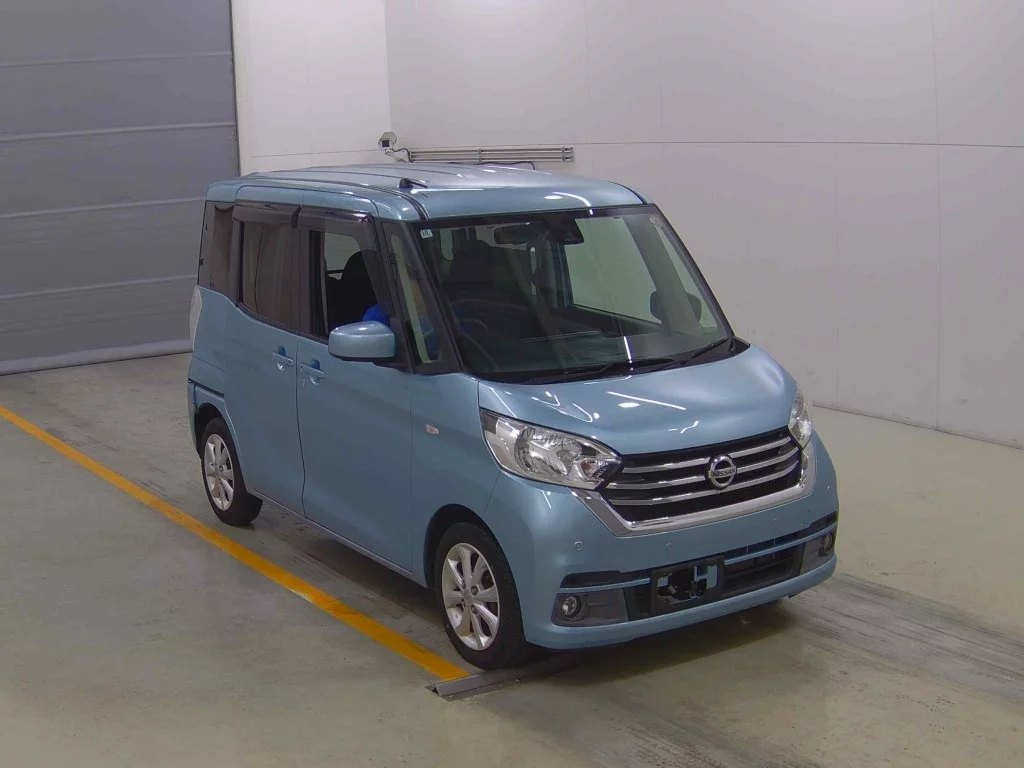 Nissan Dayz Roox B21A 2018